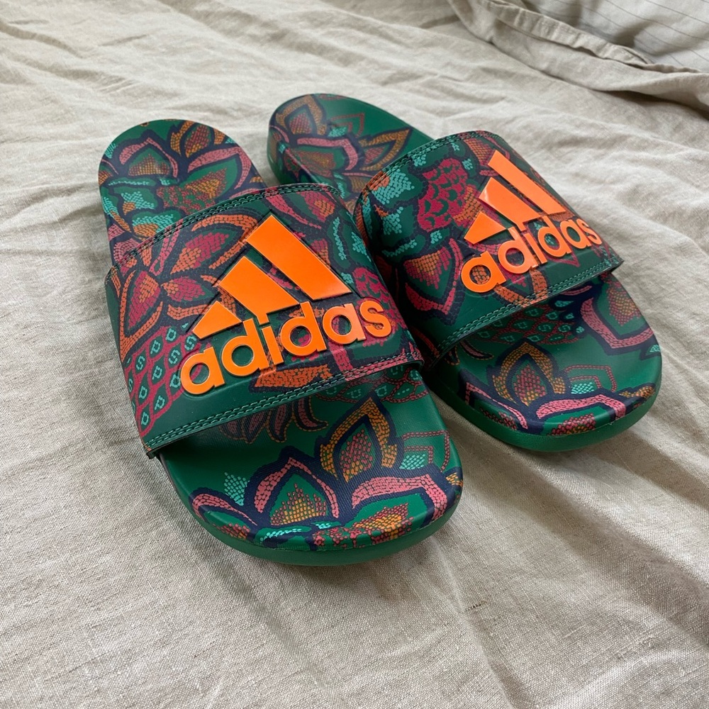ADIDAS ADILETTE COMFORT SANDALS
